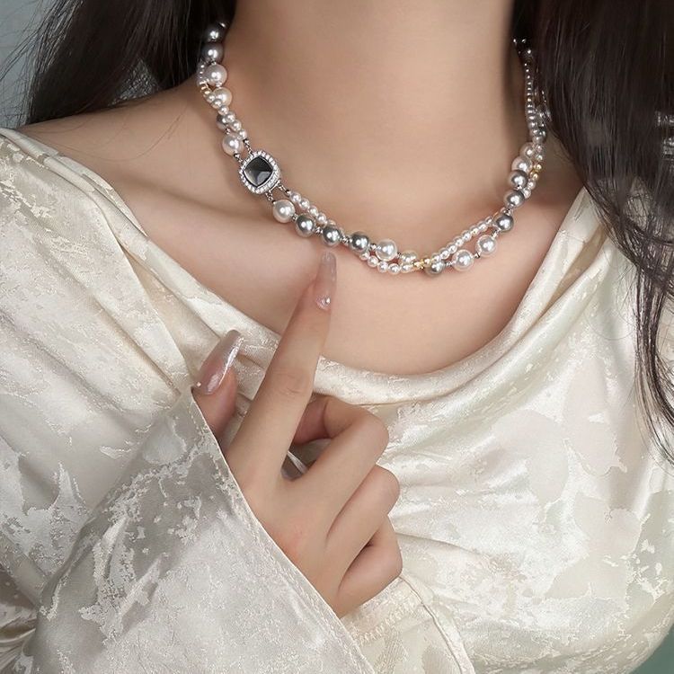 Crystal Pearl Necklace