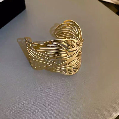 Minimalist Fashion Bracelet