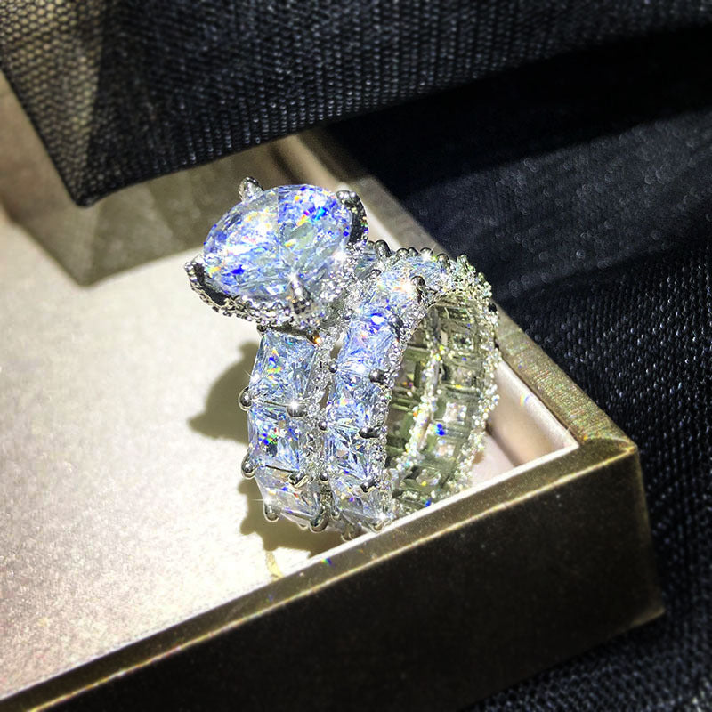 Elegant Women's Ring
