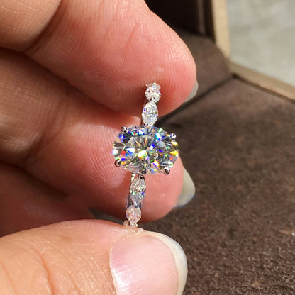 Stylish Minimalist Diamond Ring