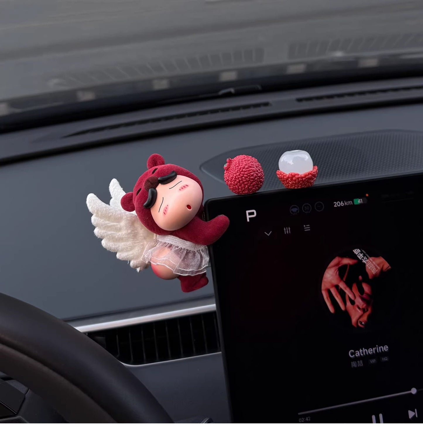 Crayon Shin-chan Car Ornament
