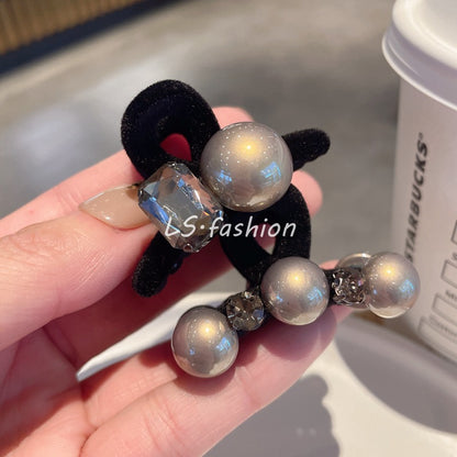 Velvet mini claw clip