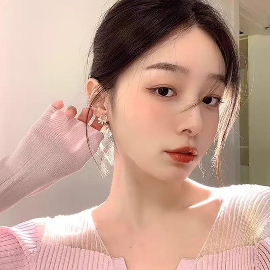 Cat's Eye Bow Earrings