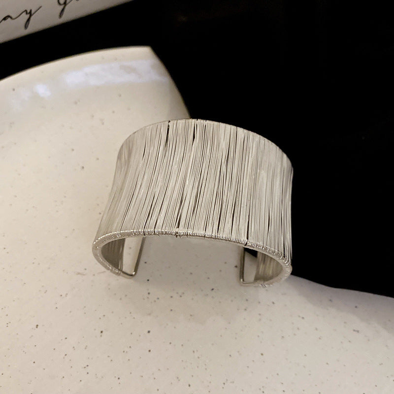 Minimalist Fashion Bracelet