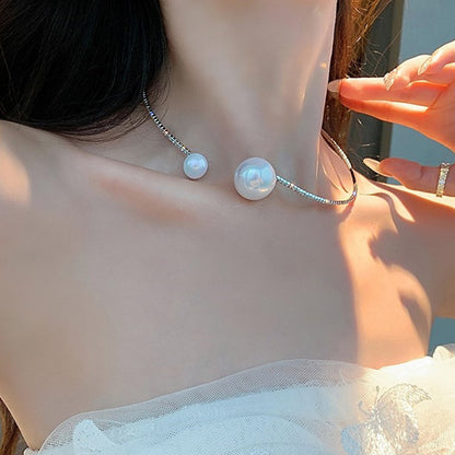 Full Diamond Pearl Open Collar Necklace