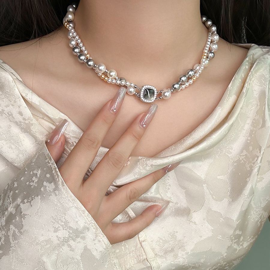Crystal Pearl Necklace